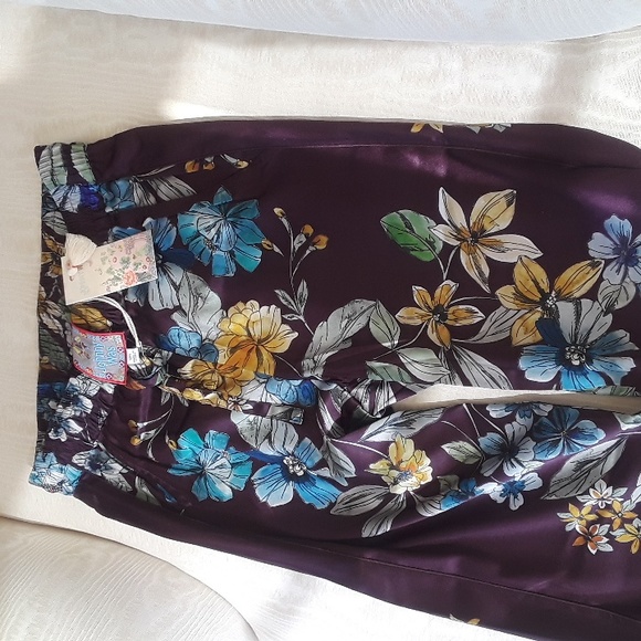 Johnny Was silk pants - Picture 7 of 10